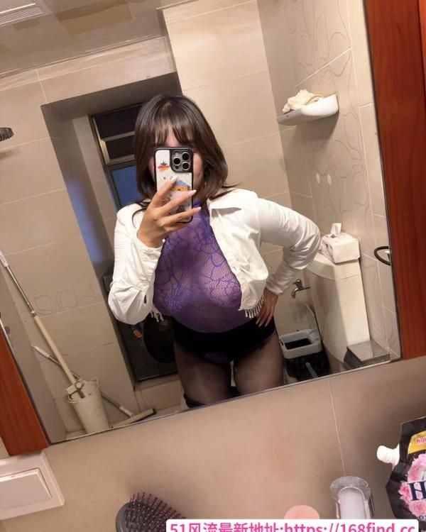 西山区巨乳少妇
