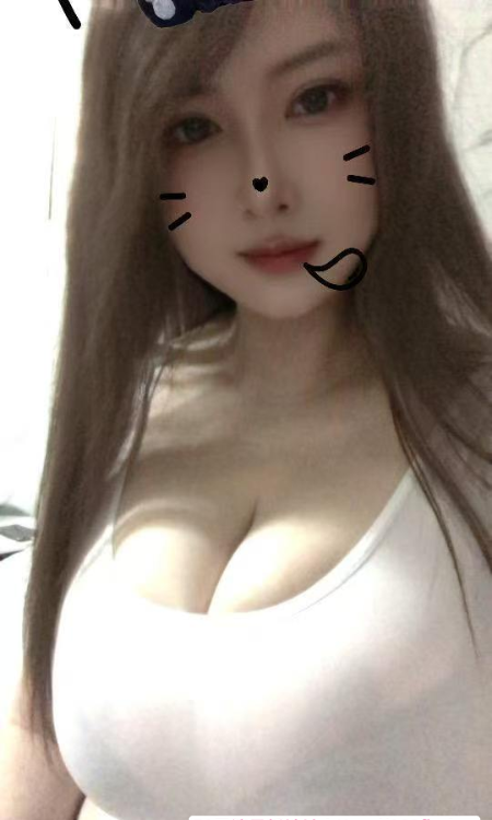 巨乳肥臀Hitomi