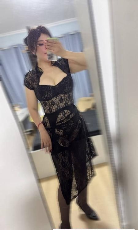外滩E奶少妇
