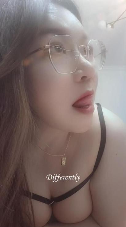 肉坦熟女珠珠