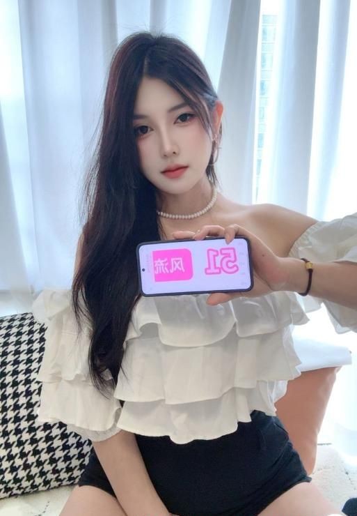新疆混血美女小娜扎
