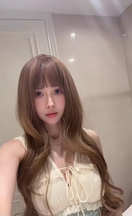 细腰小妖精