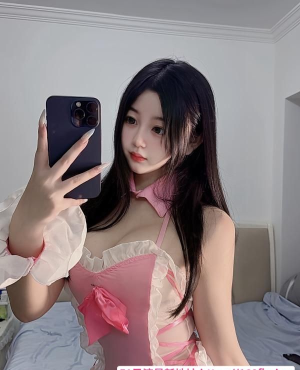 吴中制服菲菲