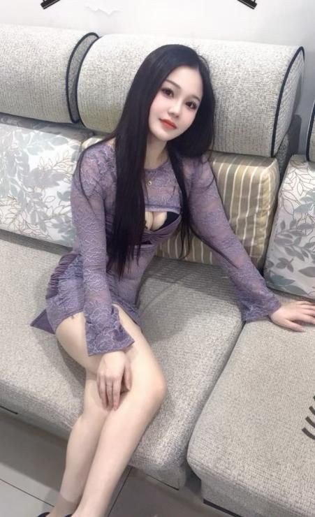 湖塘纯欲小姐姐