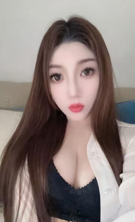 越秀长腿美女淇淇