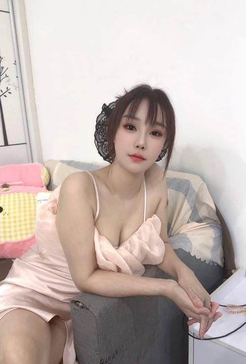 大连貌美性感小玲