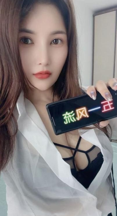 丰满大奶水磨可可