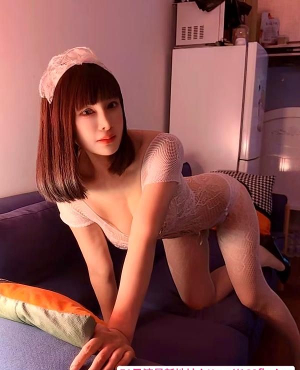 妩媚性感大奶萍萍