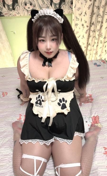 胖萝莉巨臀爆乳