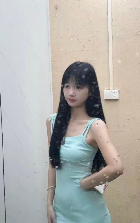 浦东纯妹小怡