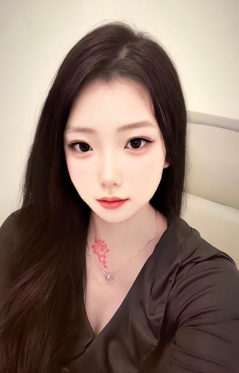 颜值系气质美女