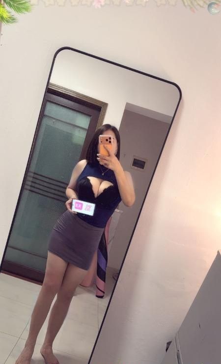 爆乳性感女友