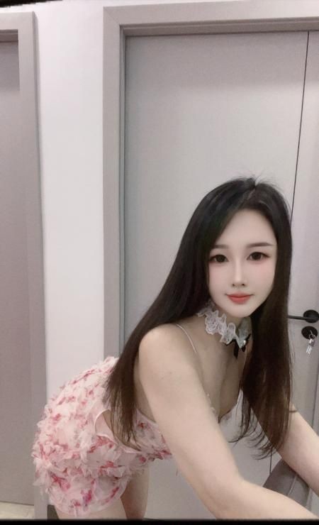 上城舌吻口技妹子
