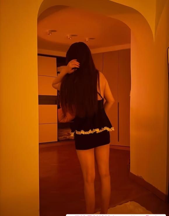 性感波霸小少妇
