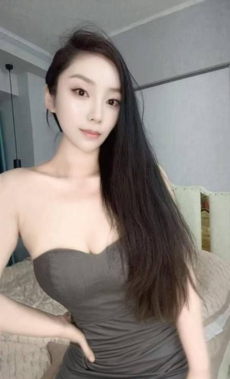 服务型高挑御姐