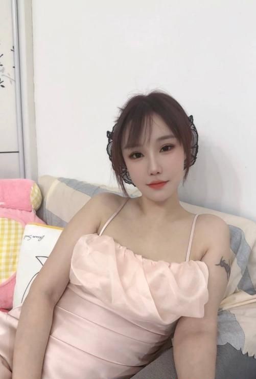 大连貌美性感小玲