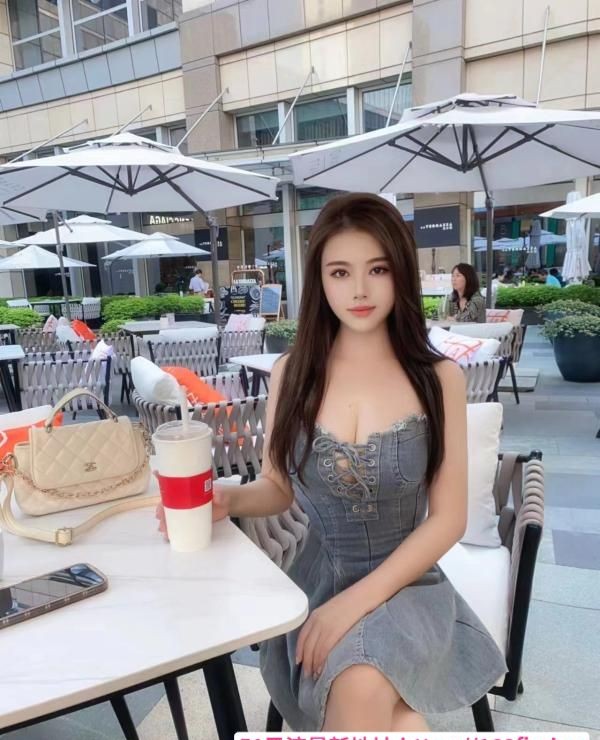 温柔性感小玖