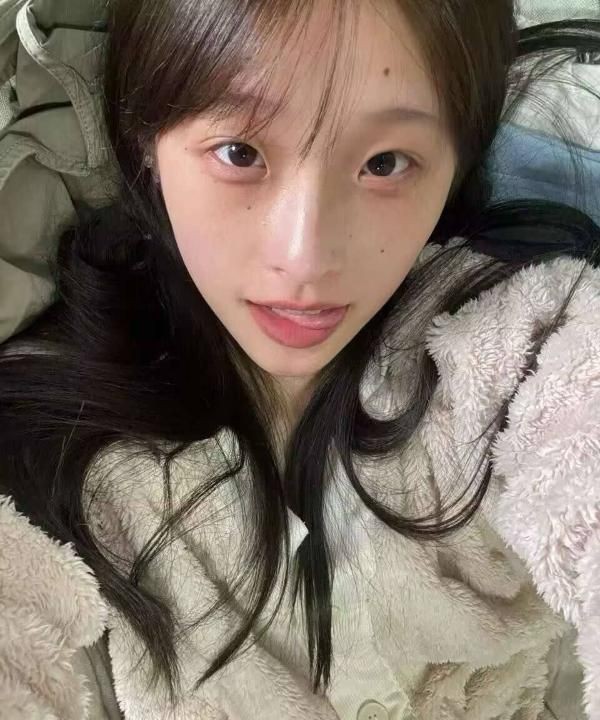 清纯刚下海小妹兼职