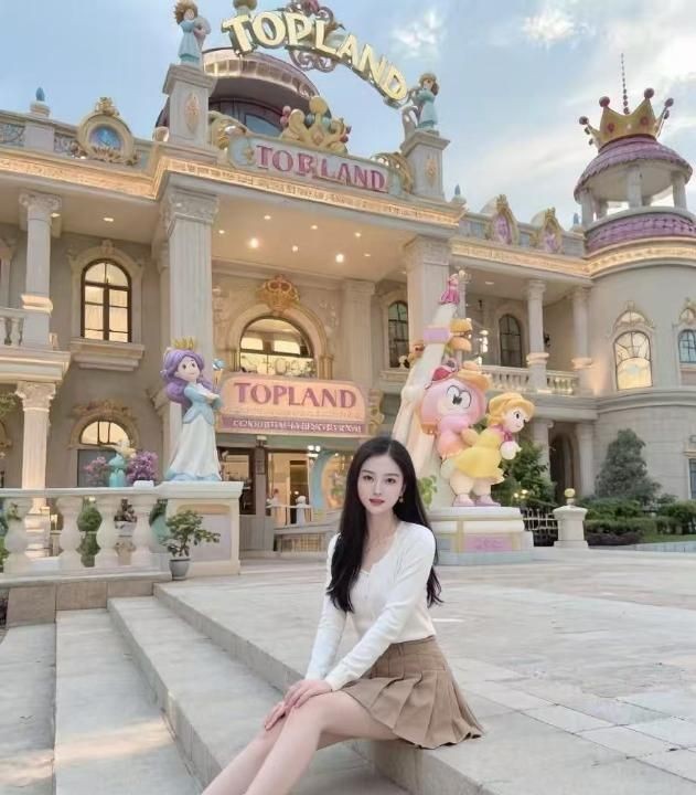 极品长腿大胸美女