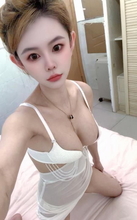 嫩妹莞式大胸豆包
