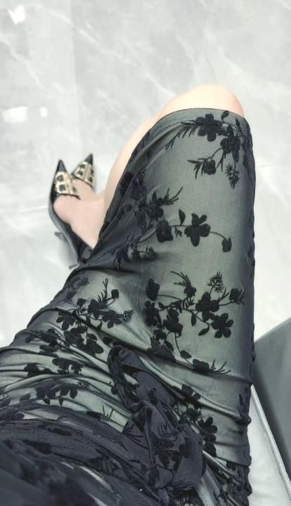 新疆美女黑丝大长腿