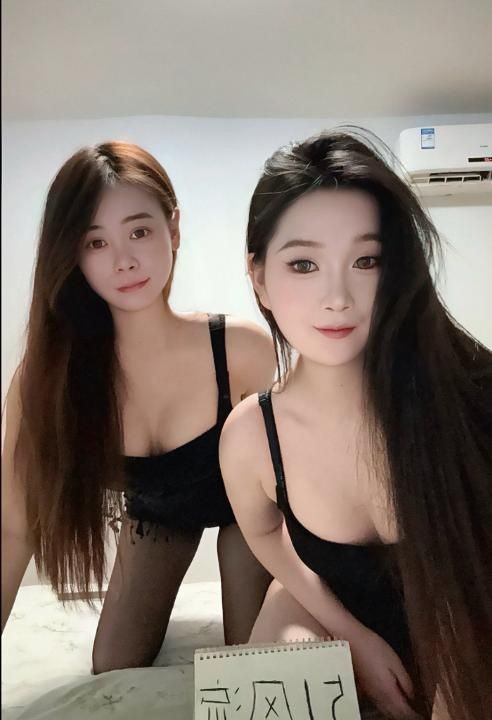 中项深喉内射双飞体验