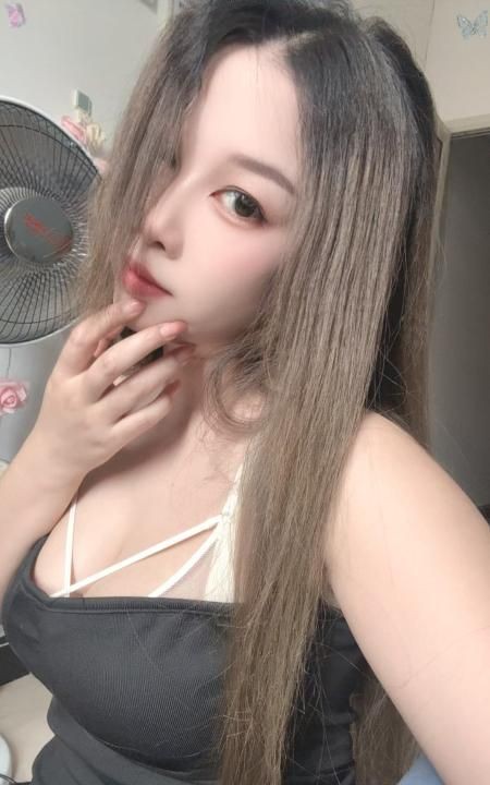 瑶海妖娆性感少妇