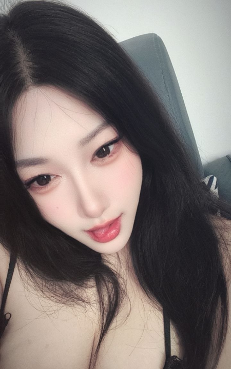 蜜桃臀水多性感姐姐