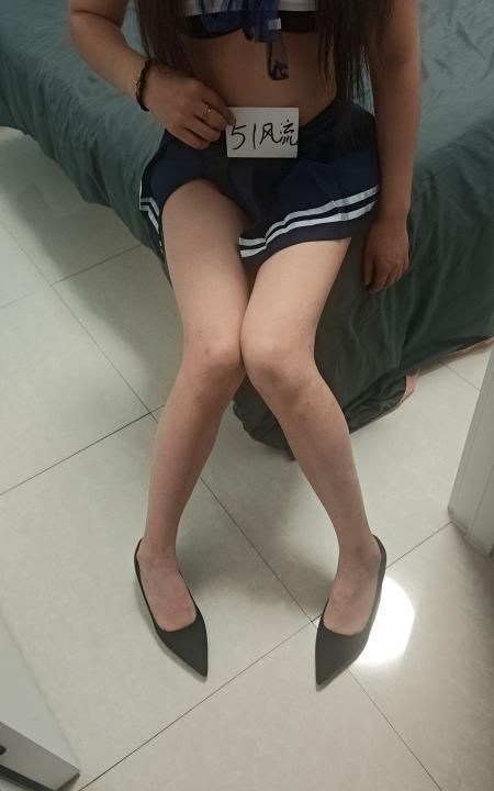 河北苗条黑丝垚垚