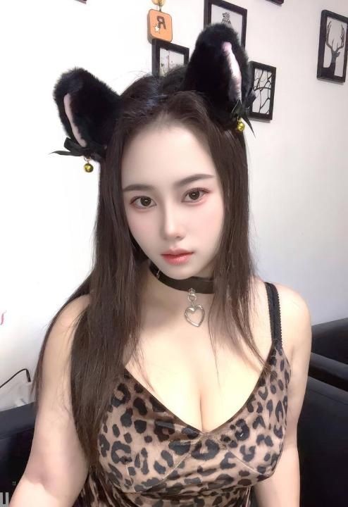 新牌坊大波妹子