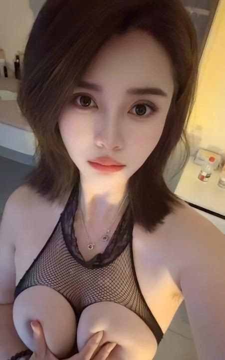 闵行丰满小骚妇暖暖