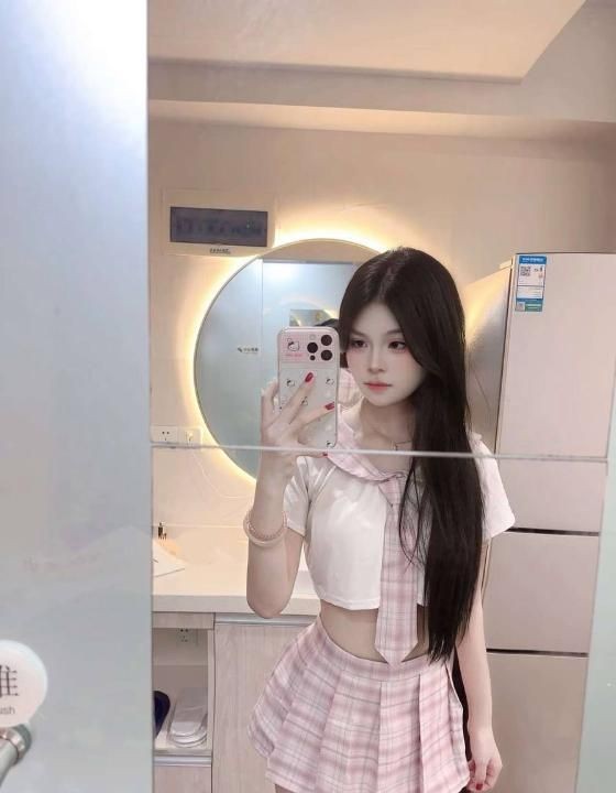 大二学妹兼职初下海