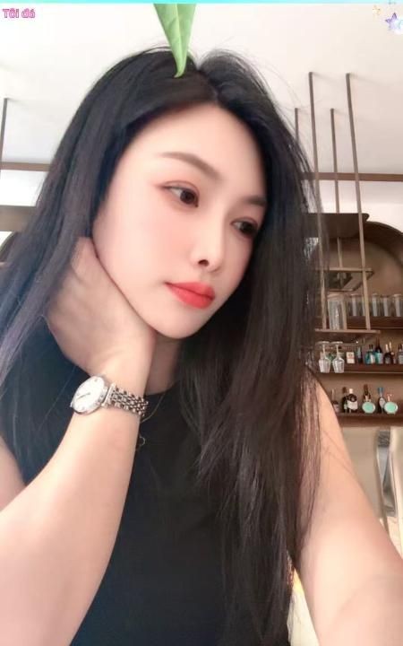 兼职嫩妹
