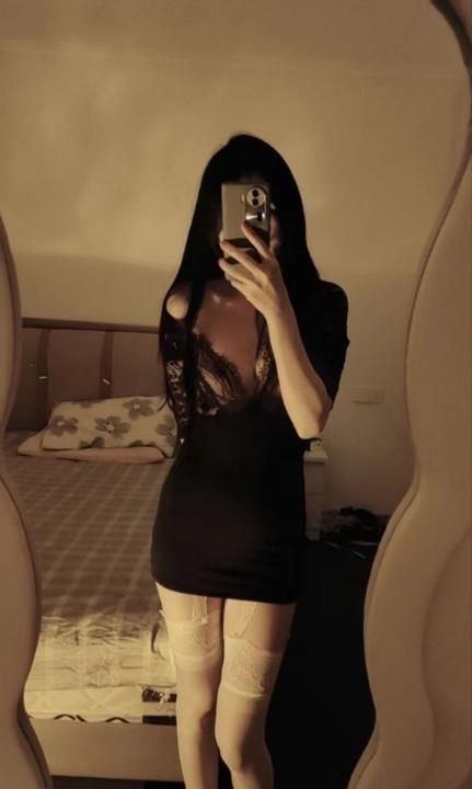 栖霞马群嫩妹