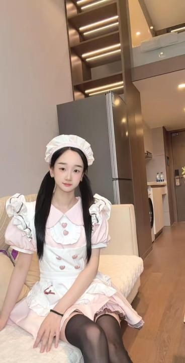上城制服长腿妹妹