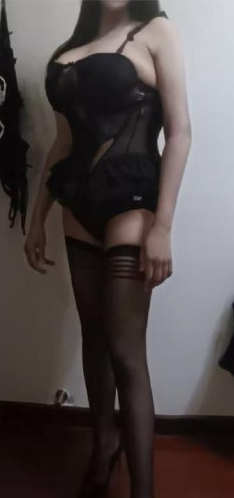 海珠E奶服务控骚少妇