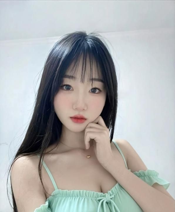 光谷大长腿风骚小姐姐