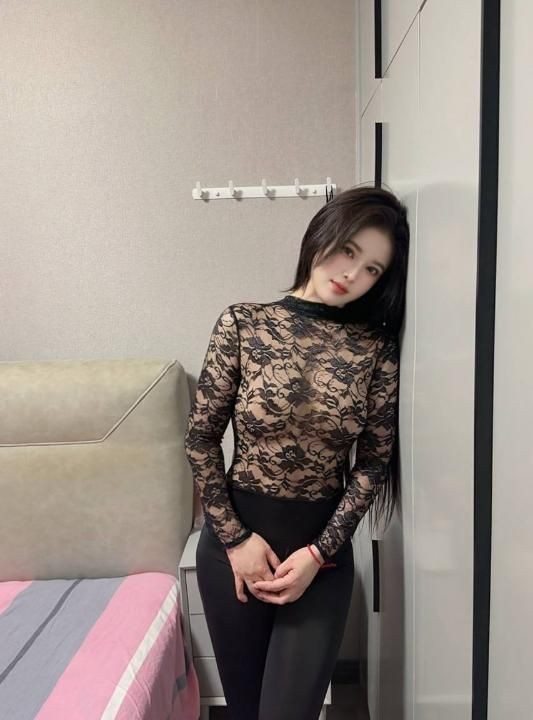 上城丰满翘臀雅琪