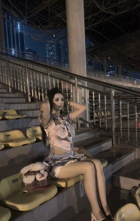 长腿嫩模兼职