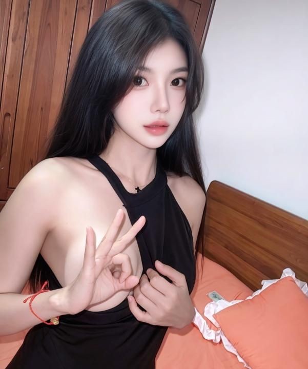 水多翘臀风骚小姨
