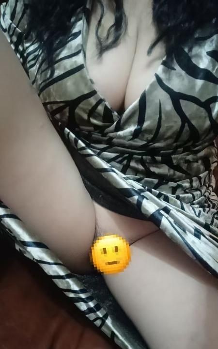 丰乳肥臀小姐姐