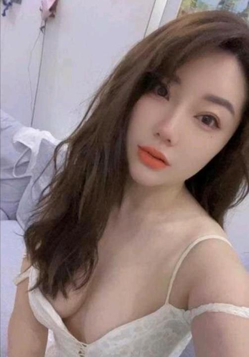 风骚大奶多活服务多样