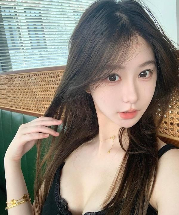 徐汇00后潇潇