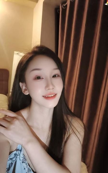 长腿少妇夕夕