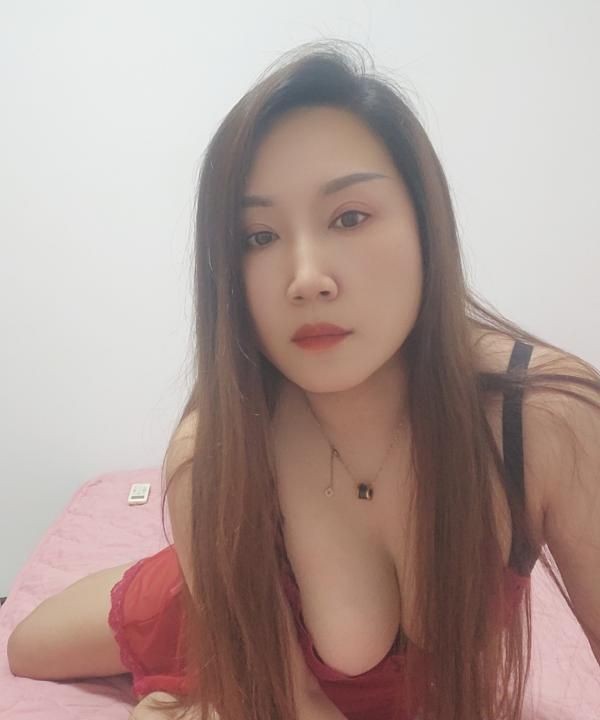 梅花园服务骚少妇