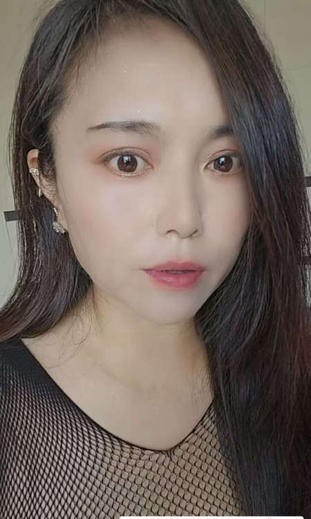 朝阳肥臀巨乳少妇
