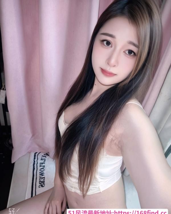 性感巨乳大眼嫩妹