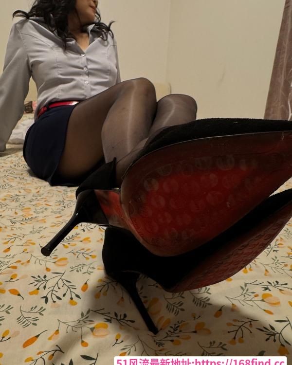 玄武美腿温柔姐姐