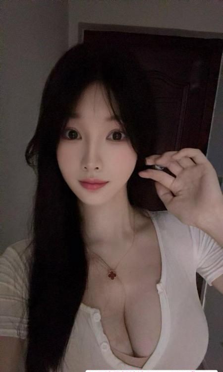 天河性感大E奶林妙妙