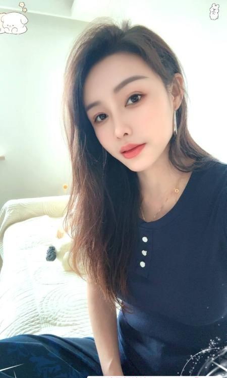 颜值大波浪气质老师